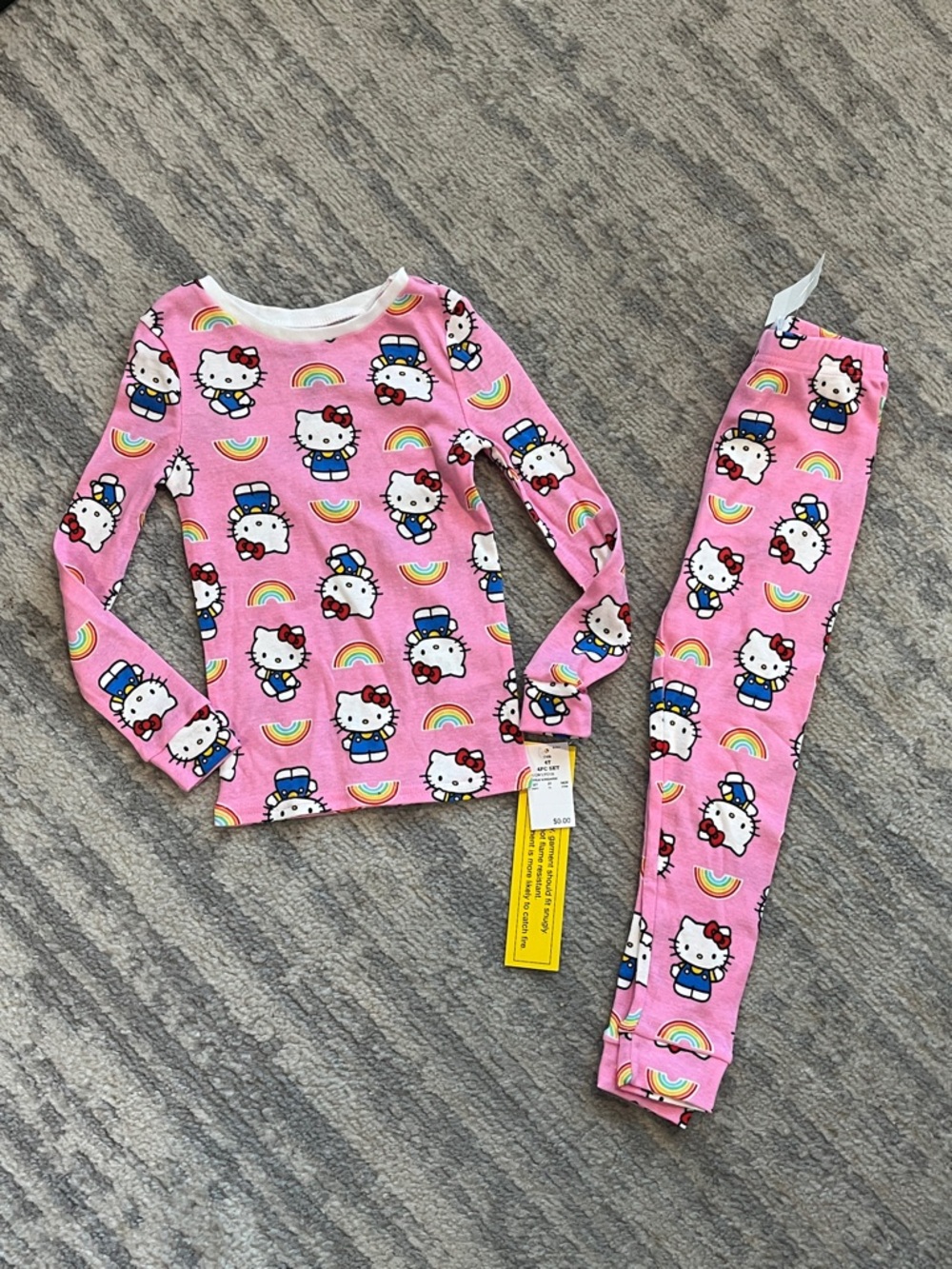 Hello Kitty Pajama Set